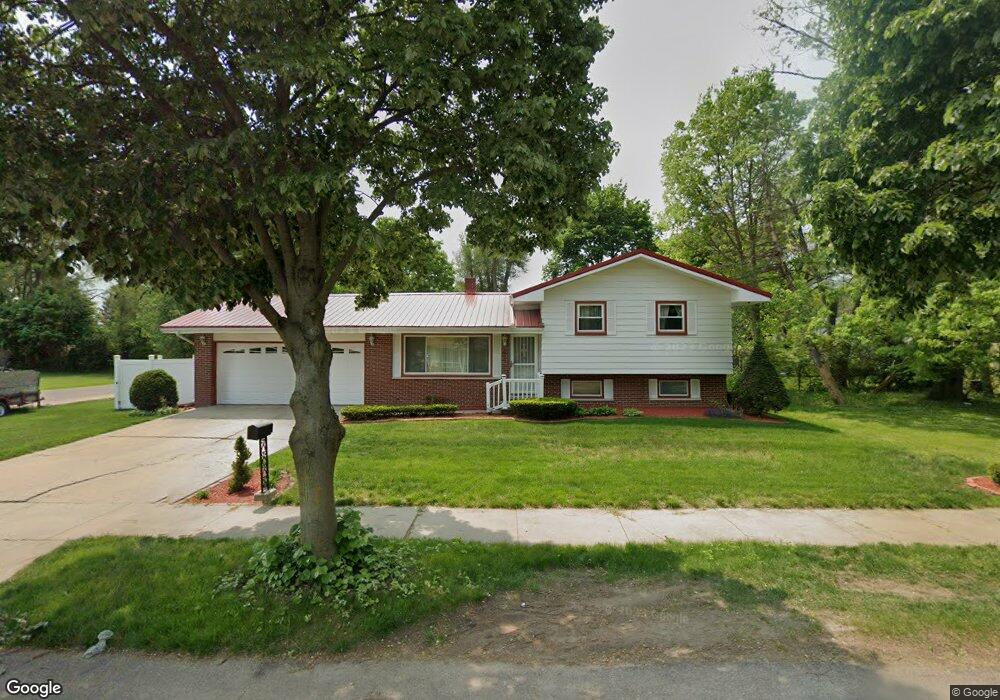 905 Concord Ave, Elkhart, IN 46516 - photo 1