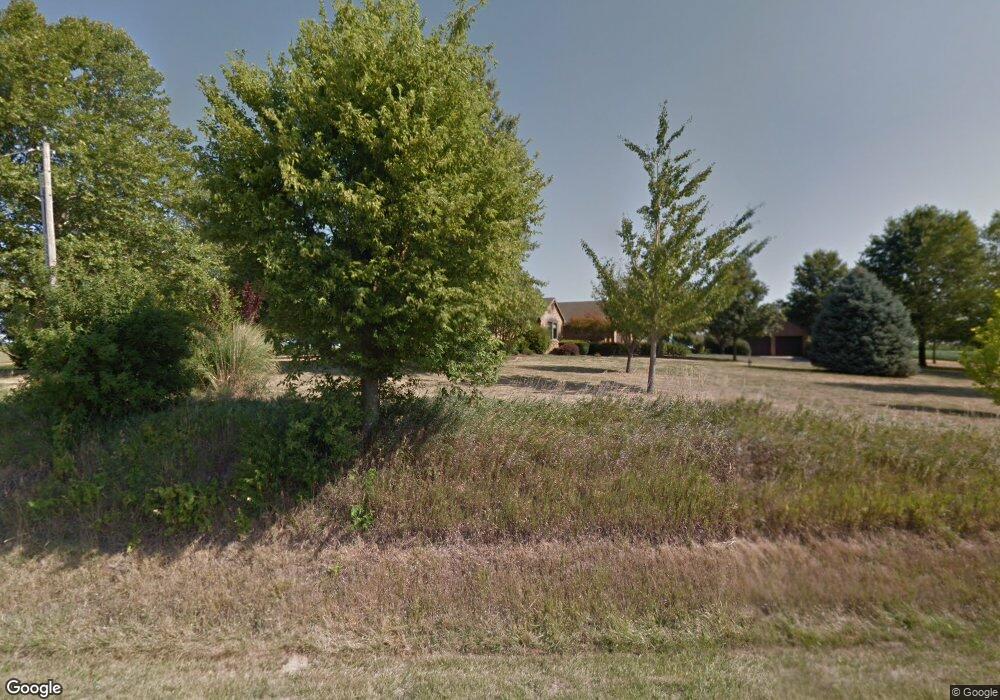 1516 Liberty Rd, Jacksonville, IL 62650 - photo 1