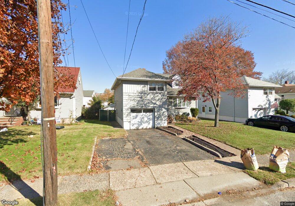 125 Baldwin Ave, Hasbrouck Heights, NJ 07604 - photo 1