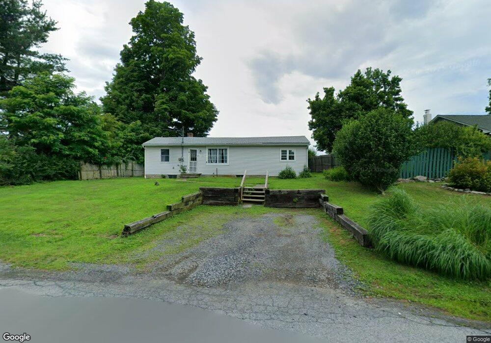 8 Beacham Rd, Rhinebeck, NY 12572 - photo 1