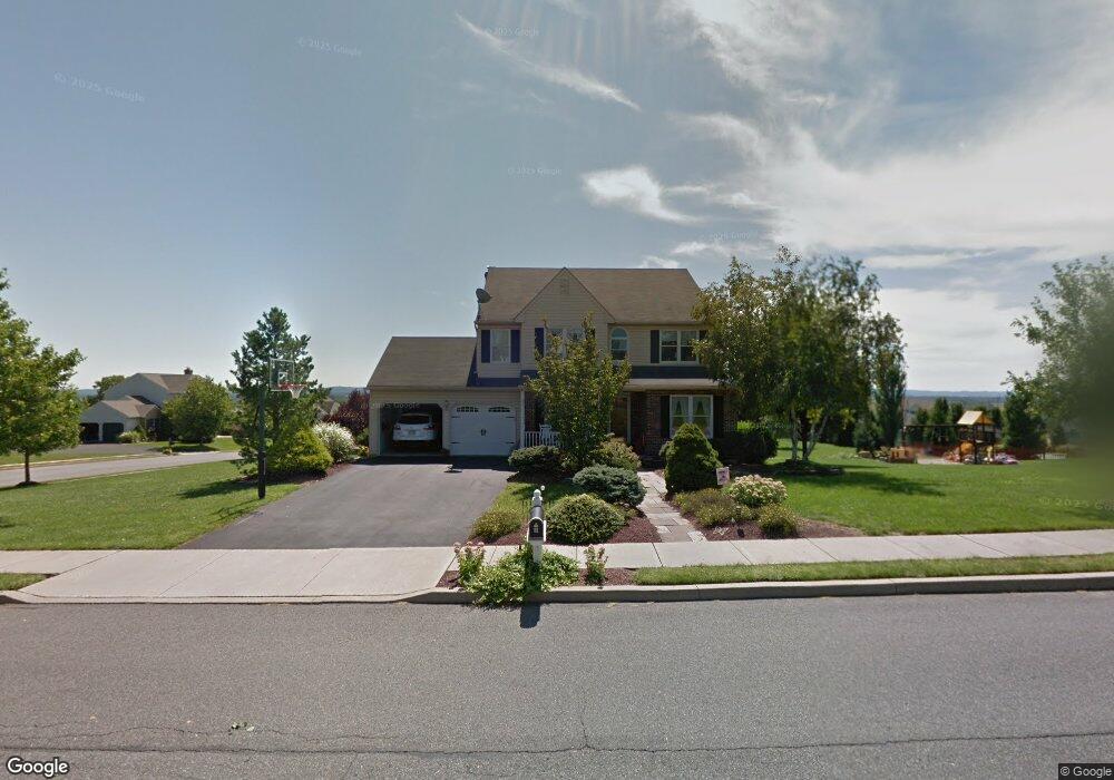 108 Park Ridge Dr, Bath, PA 18014 - photo 1