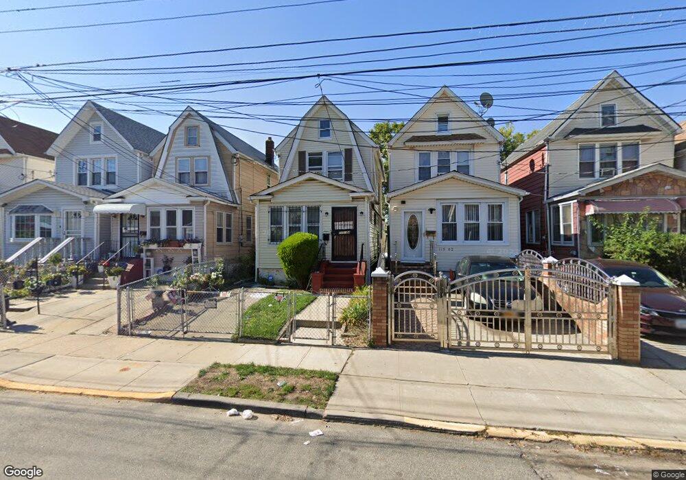 11564 155th St, Jamaica, NY 11434 - photo 1