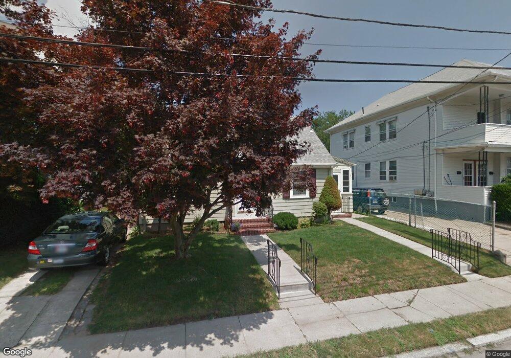 11 Lambert St, Cranston, RI 02910 - photo 1