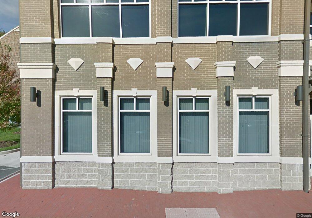 103 Rowell Ct unit UPSTAIRS, Falls Church, VA 22046 - photo 1