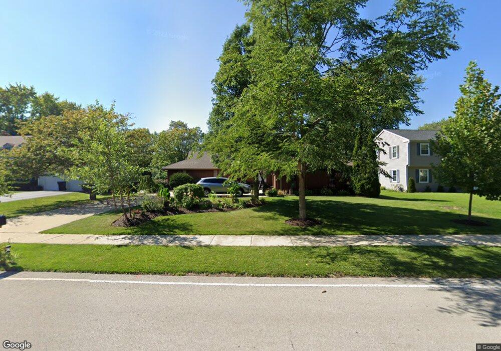 1019 Woodland Hills Rd, Batavia, IL 60510 - photo 1