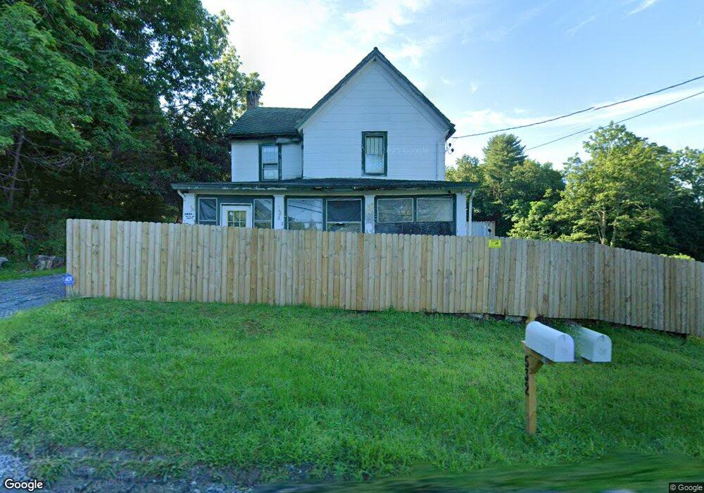 532 Salt Point Turnpike, Poughkeepsie, NY 12601 - photo 1