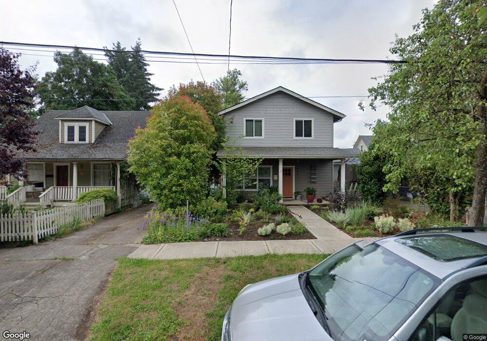 606 E Sherman St, Newberg, OR 97132 - photo 1