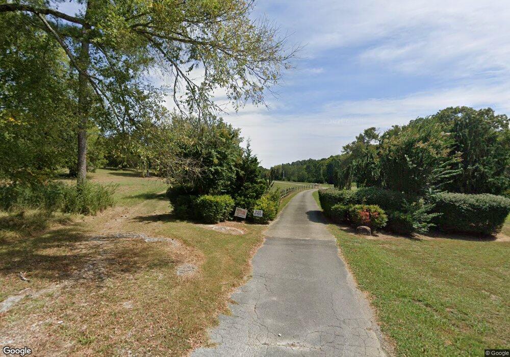 375 Cumberland Dr NE, Calhoun, GA 30701 - photo 1