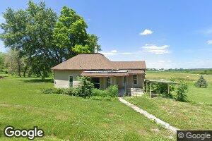 409 E 6th St, Pickering, MO 64476