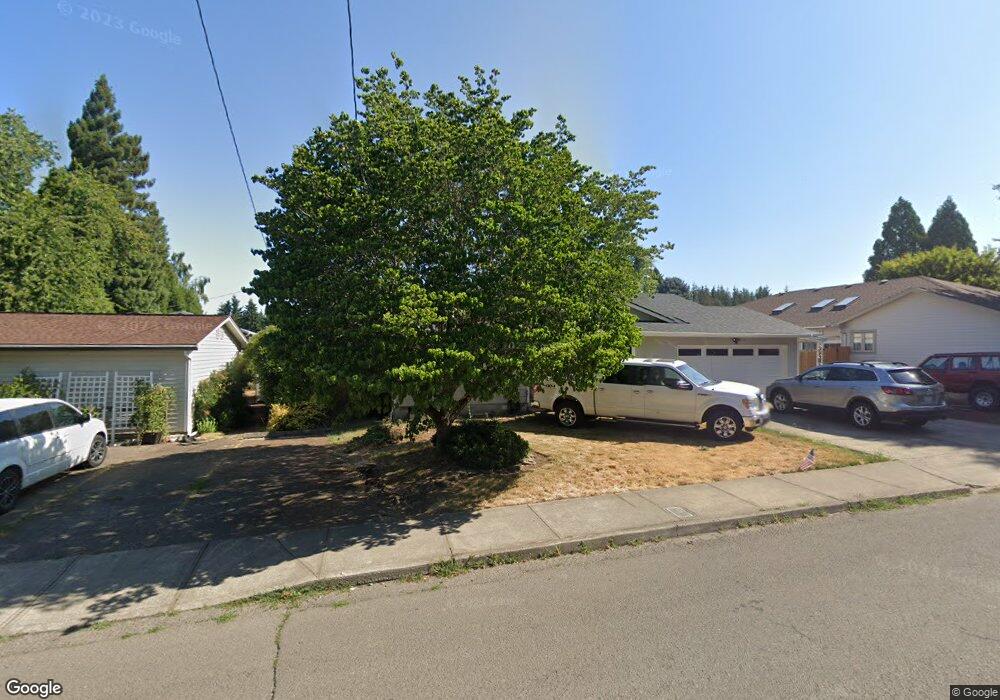 109 E Francis St, Molalla, OR 97038 - photo 1