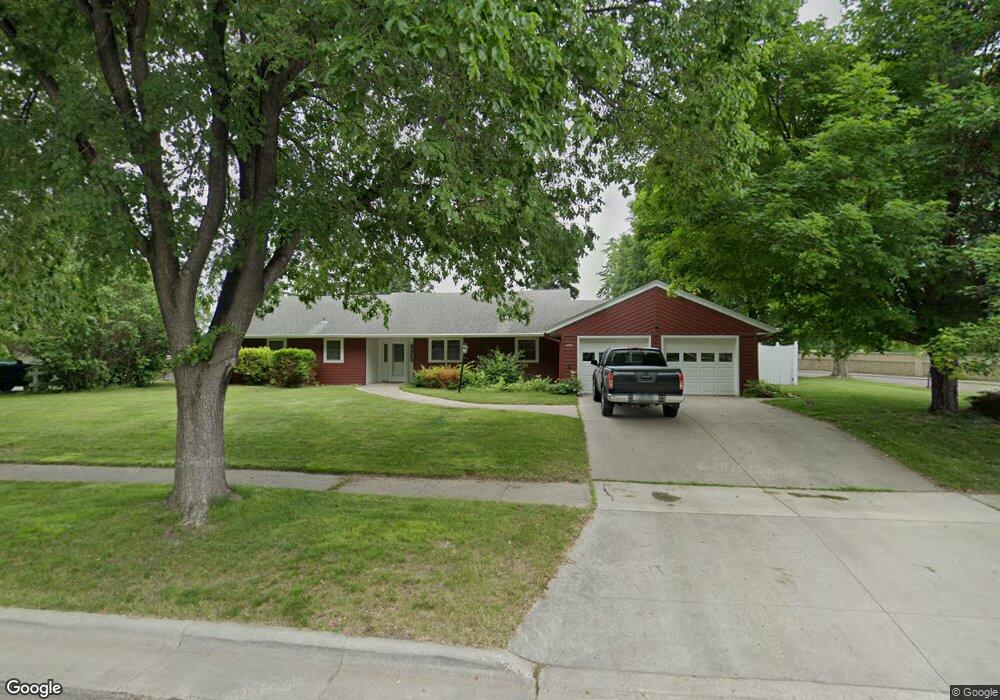 1631 Plumtree Rd N, Fargo, ND 58102 - photo 1