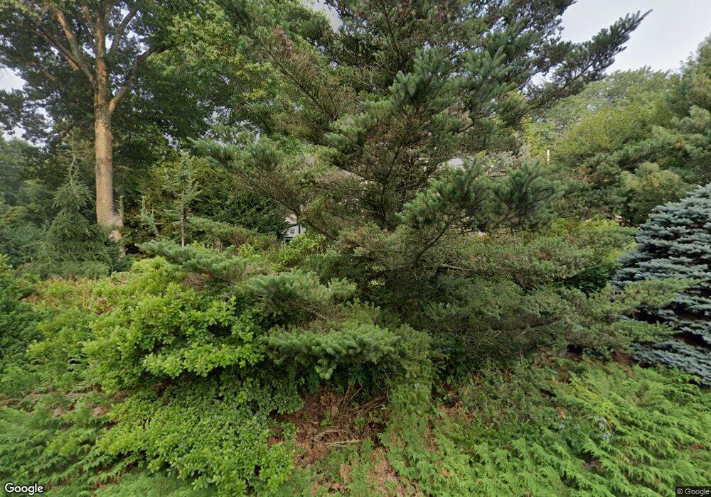 1041 Mountain Rd, Bloomfield, CT 06002 - photo 1