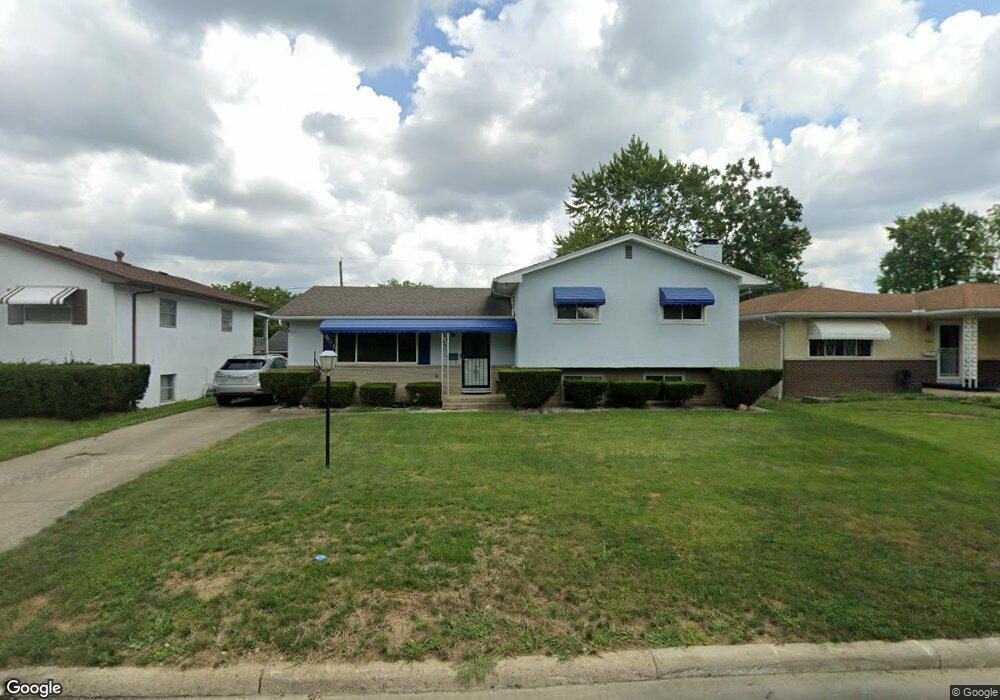 908 Brixham Rd, Columbus, OH 43204 - photo 1