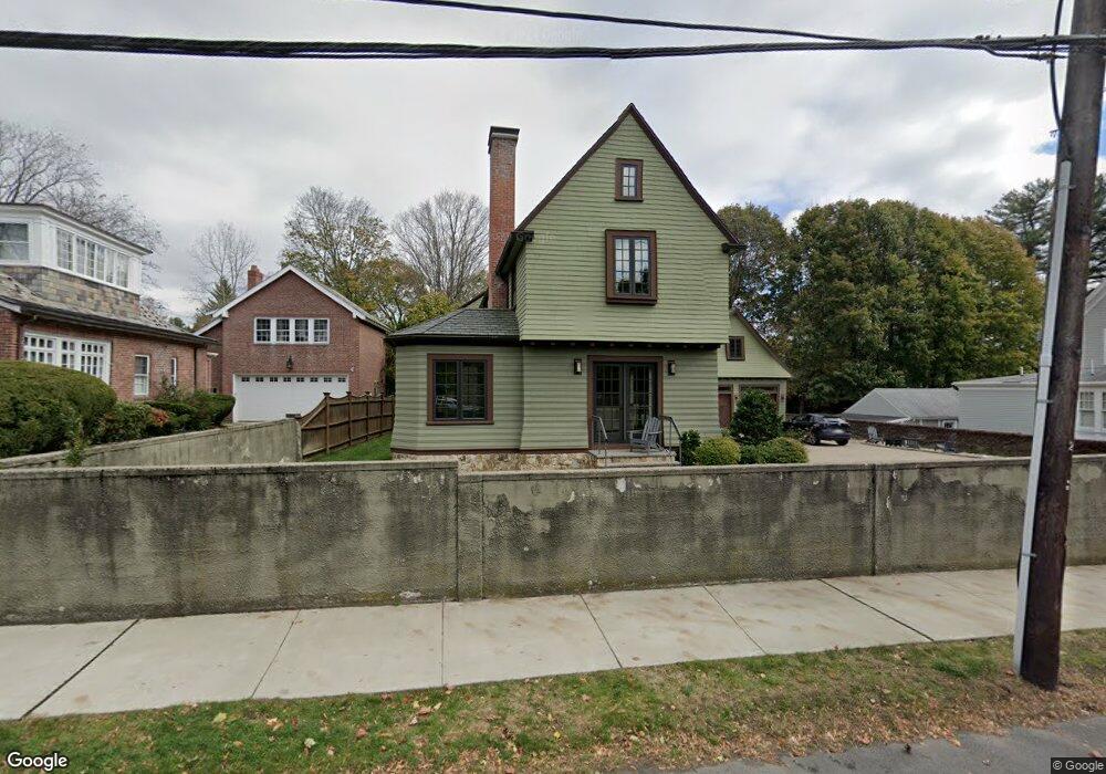 14 Hammond St, Chestnut Hill, MA 02467 - photo 1