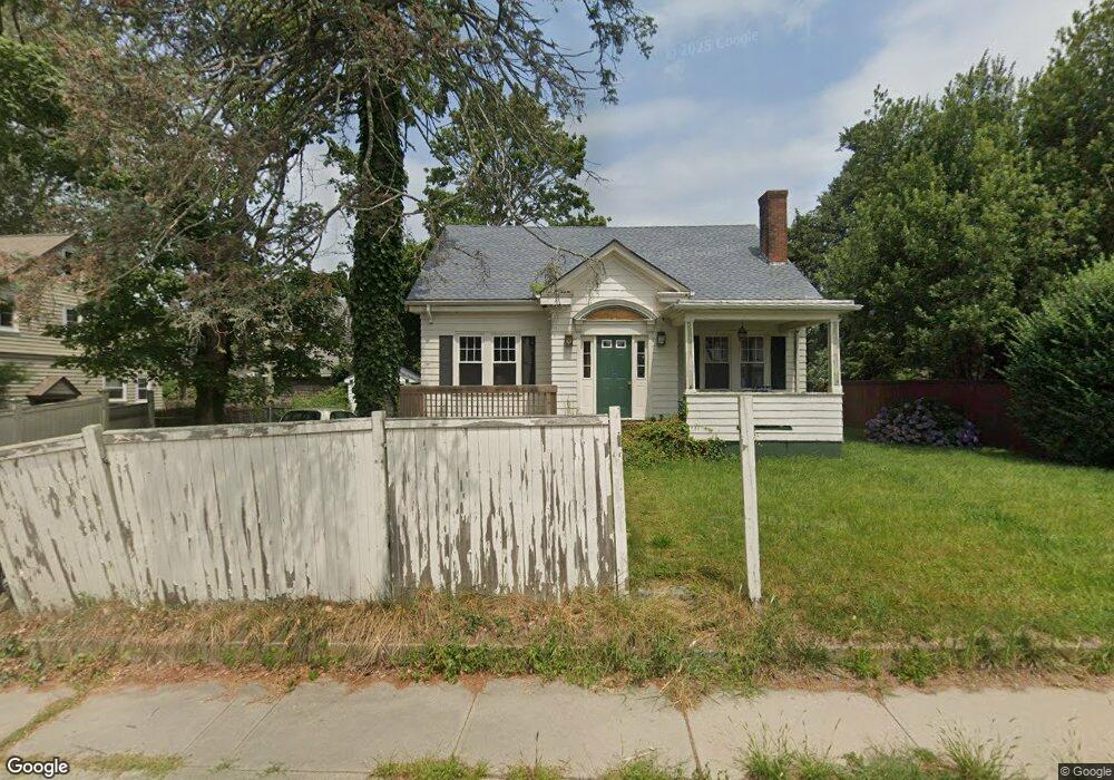 25 Admiral Kalbfus Rd, Newport, RI 02840 - photo 1