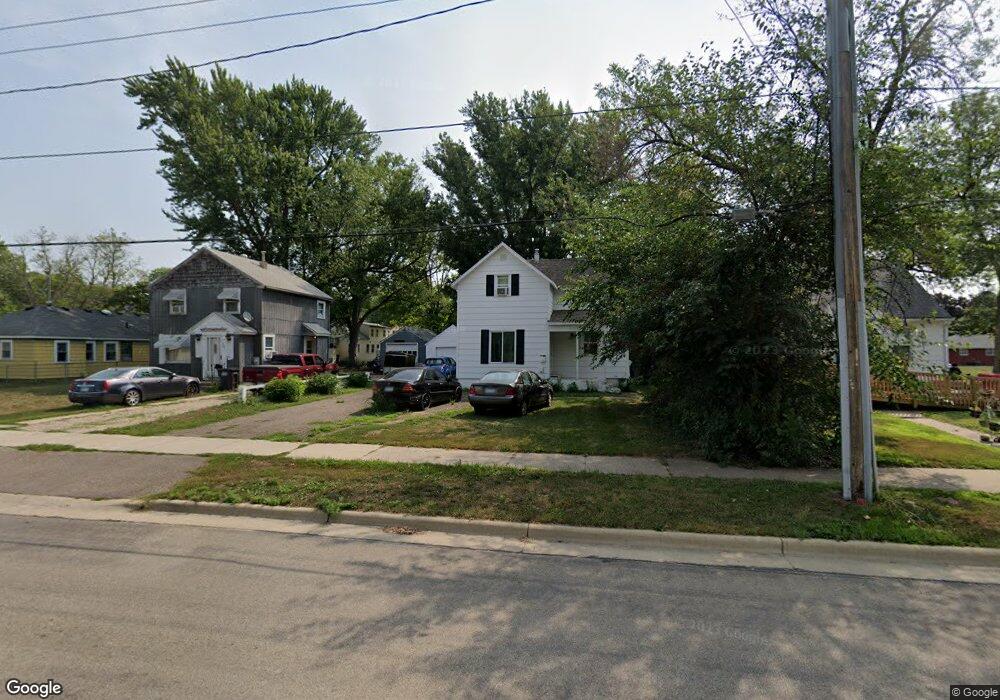 1405 4th St SE, Austin, MN 55912 - photo 1