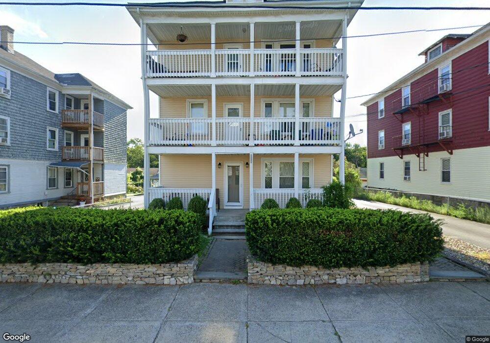 489 Wood Ave, Woonsocket, RI 02895 - photo 1