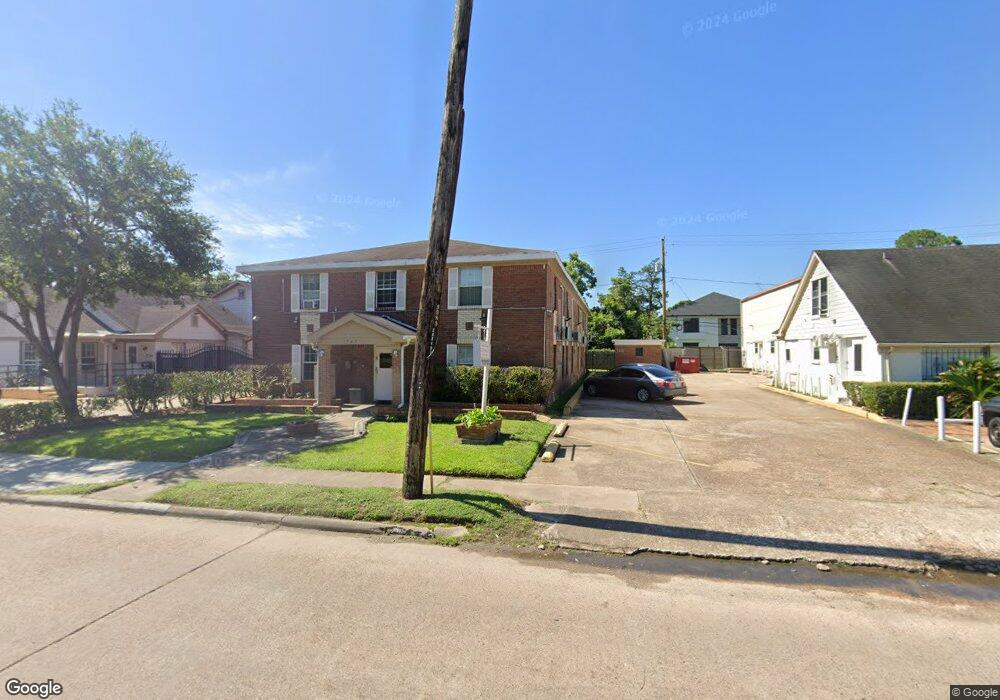 7742 Park Place Blvd unit 10, Houston, TX 77087 - photo 1