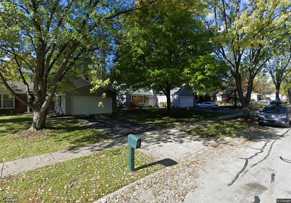 1925 Templar Dr, Naperville, IL 60565 - photo 1