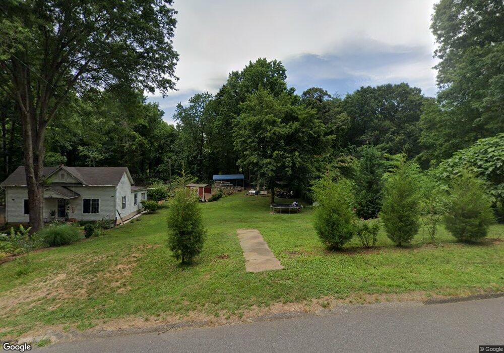 252 Fayetteville Ave, Statesville, NC 28677 - photo 1