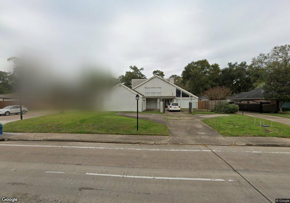 10122 Briar Forest Dr, Houston, TX 77042 - photo 1