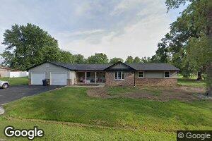 108 Circle Dr, Marshall, IL 62441