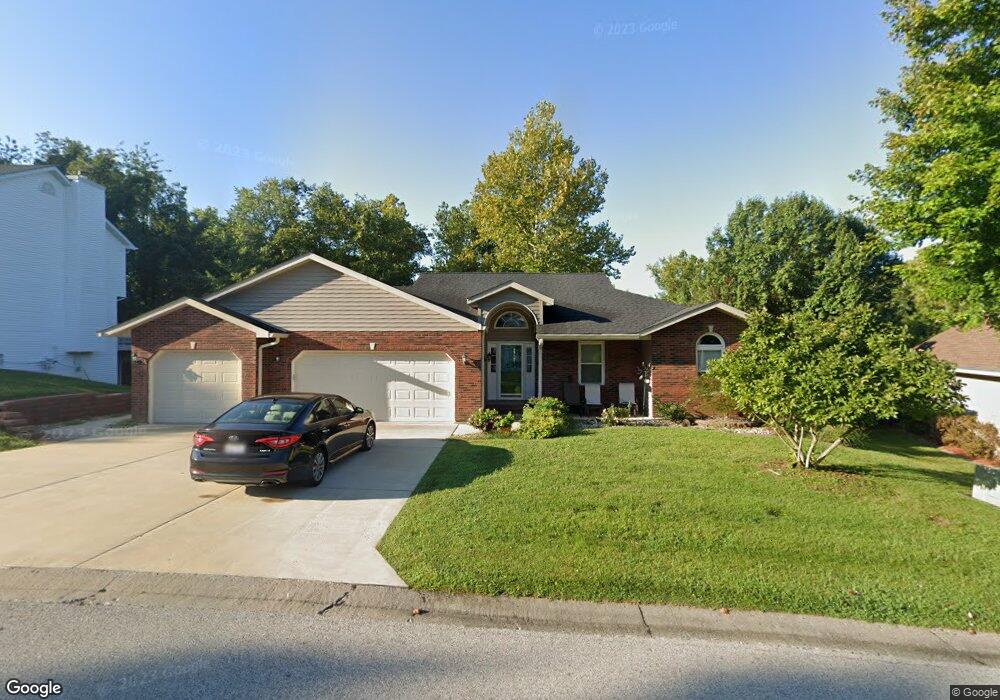 101 Michelle Dr, Glen Carbon, IL 62034 - photo 1