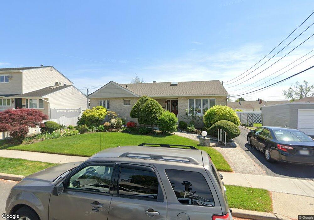 785 Horatio Ave, Franklin Square, NY 11010 - photo 1
