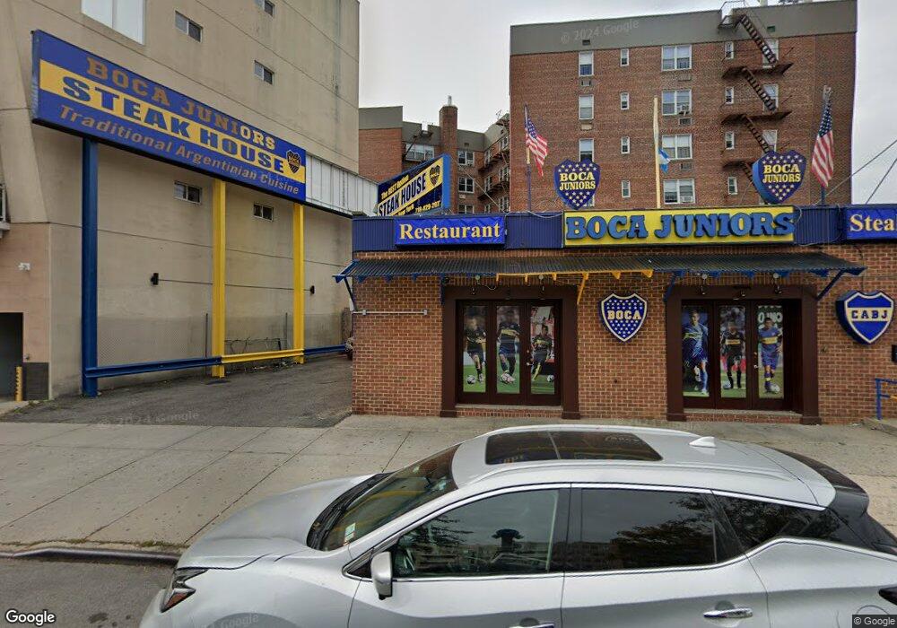 81-14/18 Queens Blvd, Elmhurst, NY 11373 - photo 1