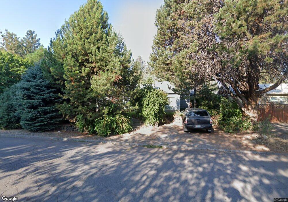 903 NE 6th St, Bend, OR 97701 - photo 1