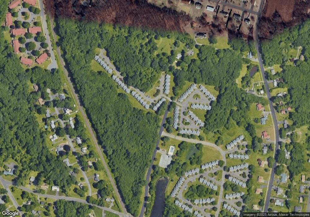 7 Tamarack Dr, Bloomfield, CT 06002 - photo 1