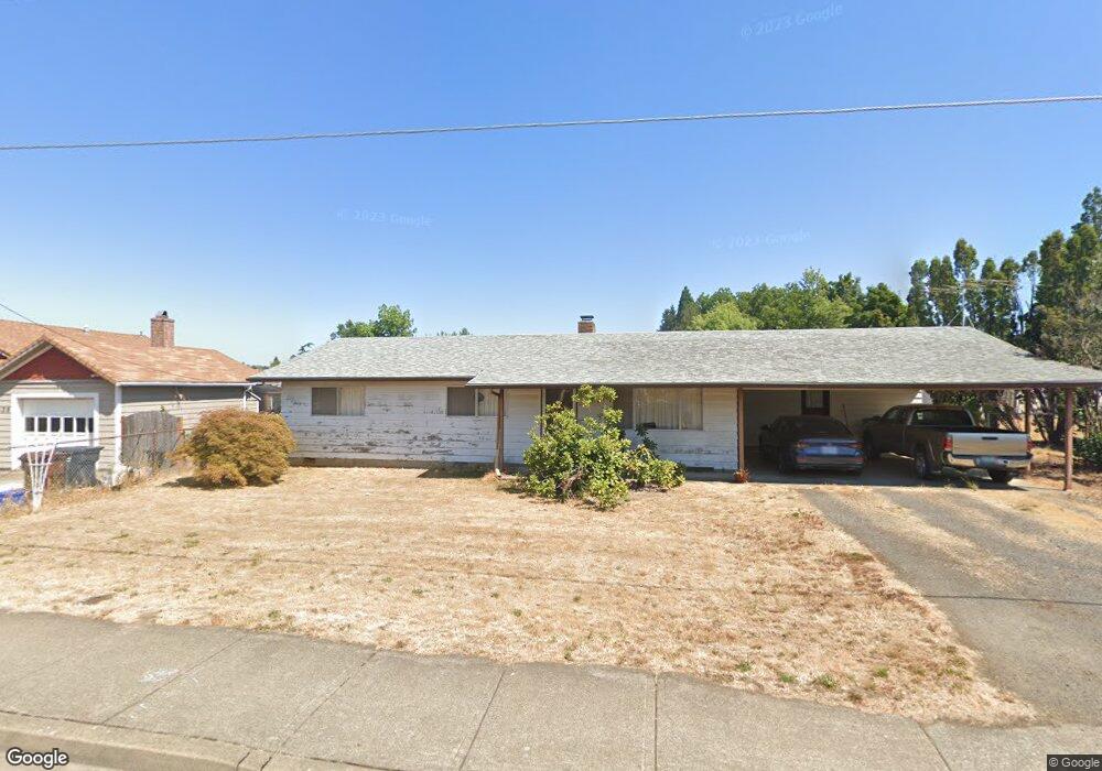 637 E Heintz St, Molalla, OR 97038 - photo 1