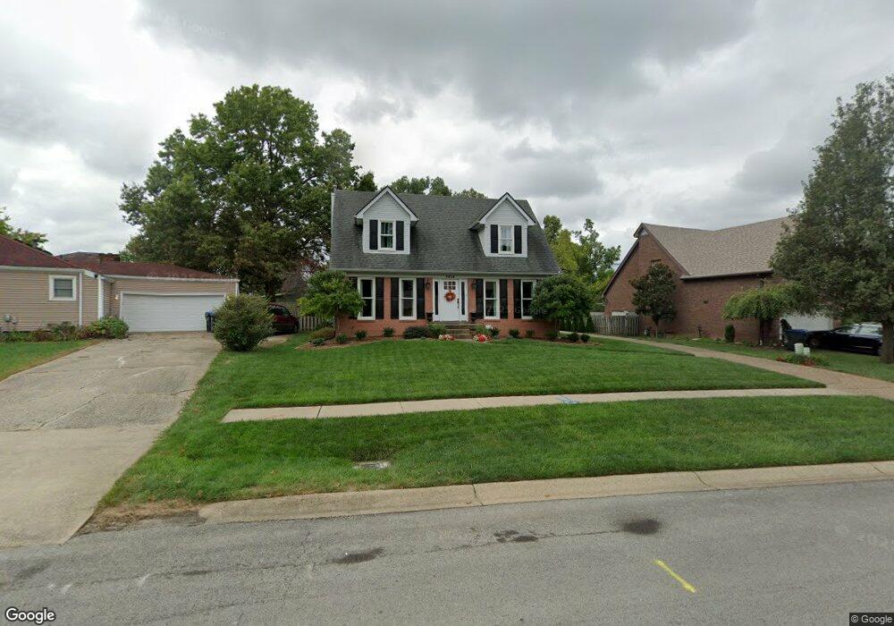 7410 Duchess Dr, Louisville, KY 40228 - photo 1