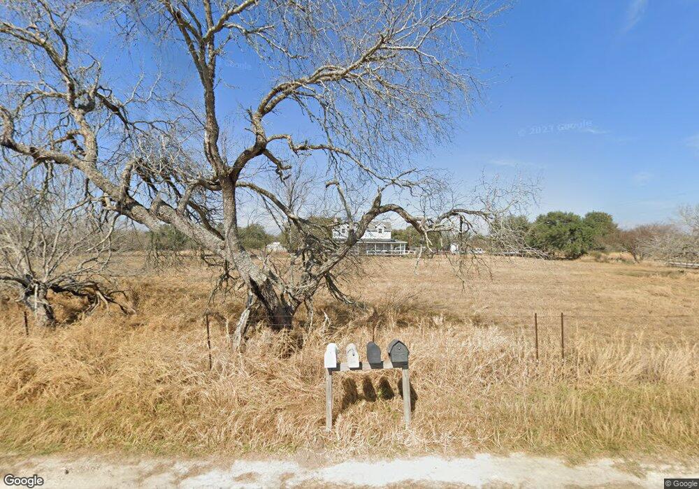 2160 County Road 502, Beeville, TX 78102 - photo 1