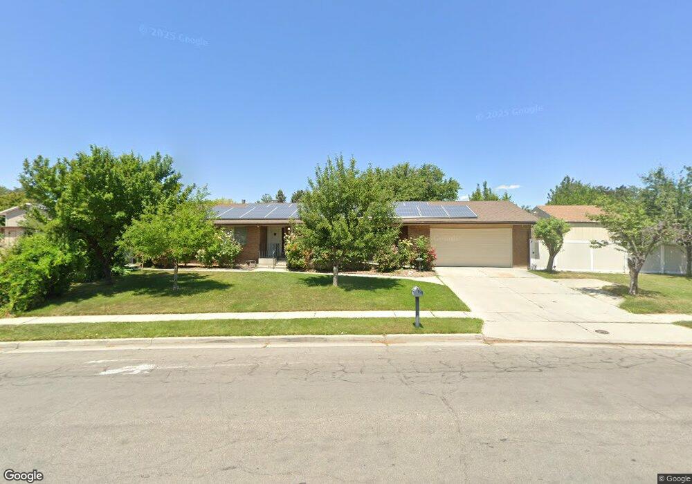 10578 S North Forty Way, South Jordan, UT 84095 - photo 1