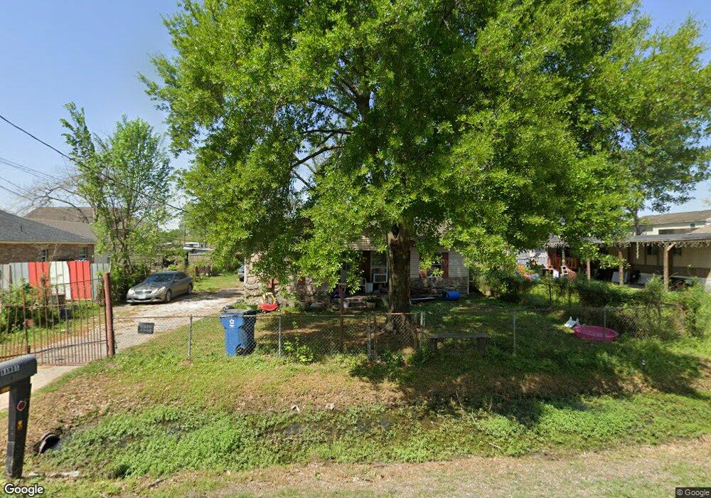 1917 Chamberlain St, Houston, TX 77093 - photo 1