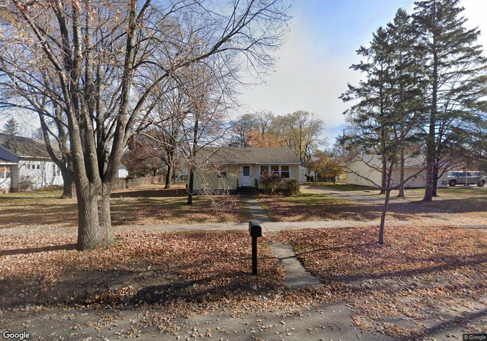 616 Broadway Ave S, Sauk Rapids, MN 56379 - photo 1