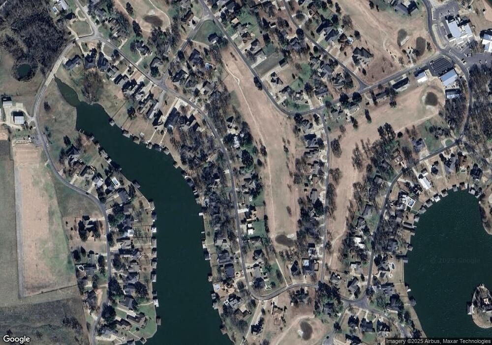 718 Kiowa Dr W, Gainesville, TX 76240 - photo 1