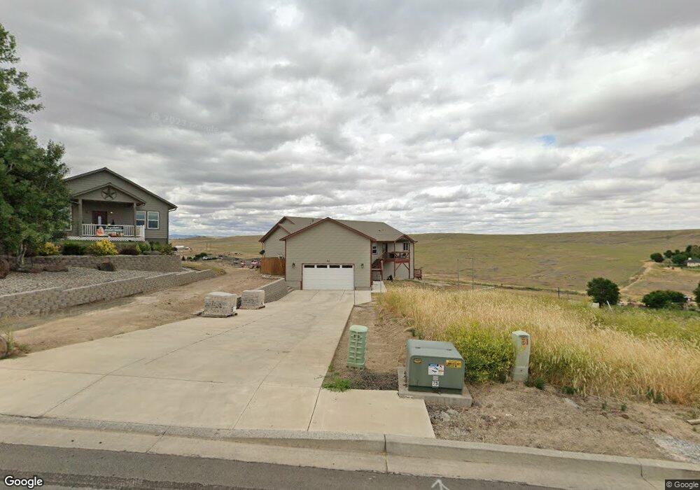 402 SW Tahoe Ave, Pendleton, OR 97801 - photo 1