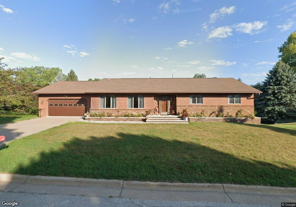 1311 Skyline Dr, Winona, MN 55987 - photo 1