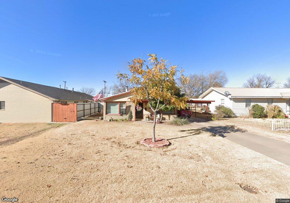 803 Amarillo St, Plainview, TX 79072 - photo 1