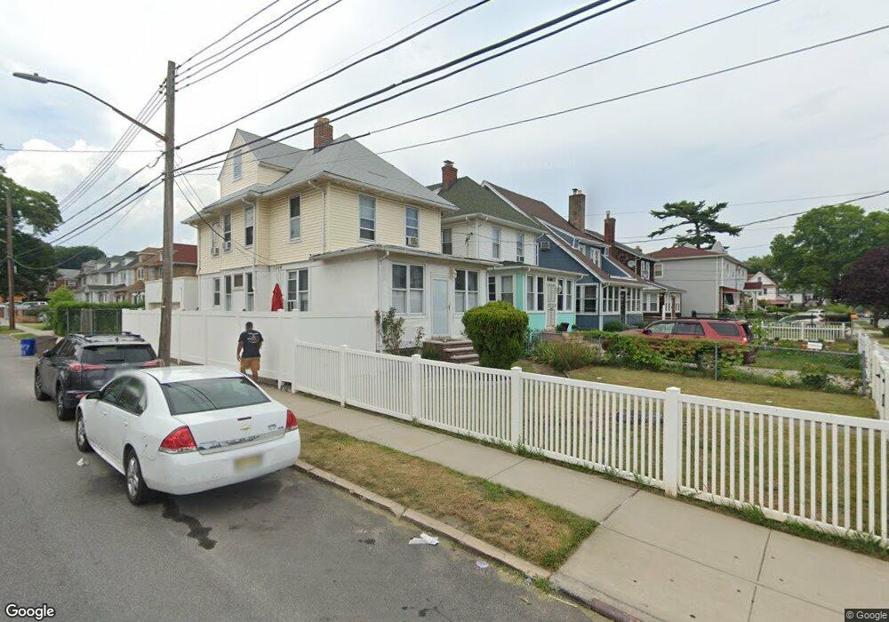 19703 89th Ave, Hollis, NY 11423 - photo 1