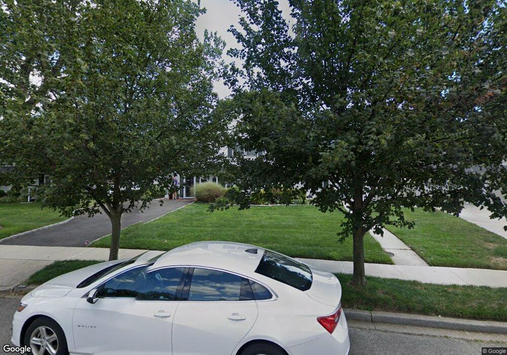 386 Red Maple Dr W, Wantagh, NY 11793 - photo 1