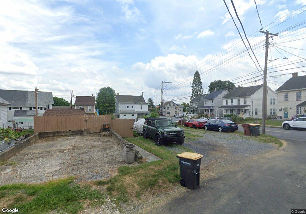 2008 N 1st Ave, Whitehall, PA 18052 - photo 1