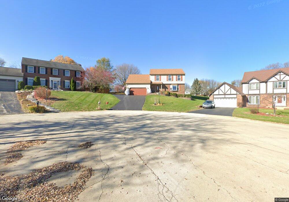 1430 Brandywine Cir, Algonquin, IL 60102 - photo 1