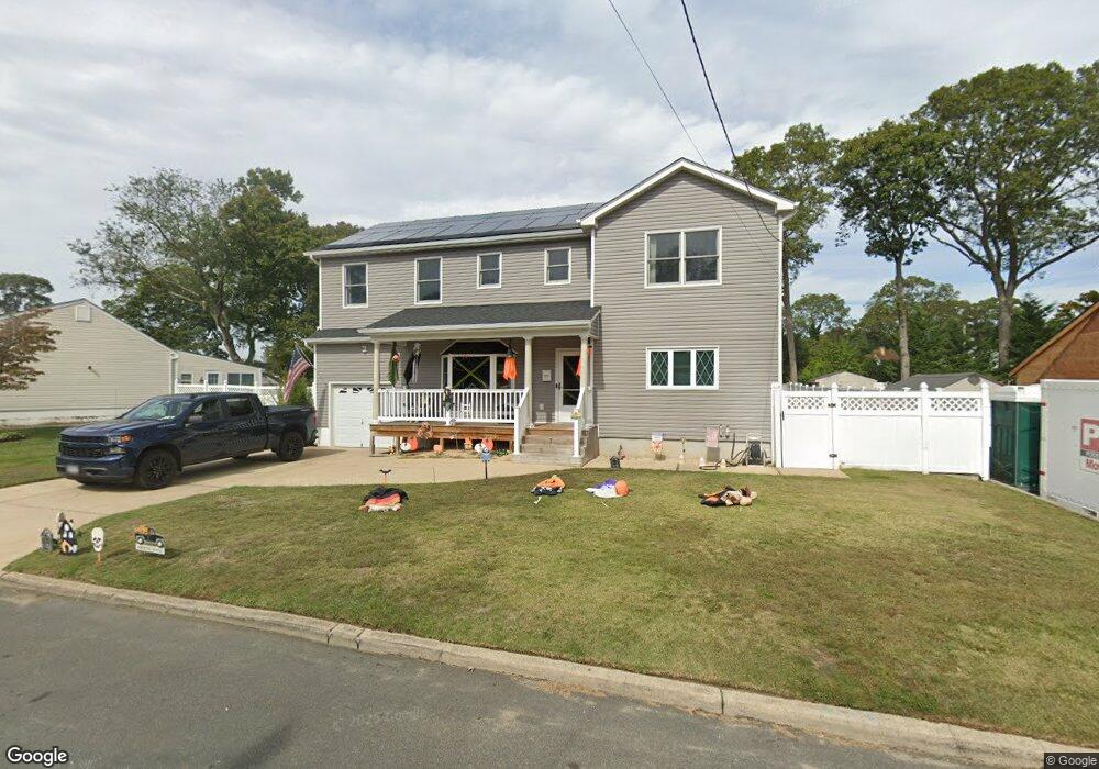 7 45th St, Islip, NY 11751 - photo 1