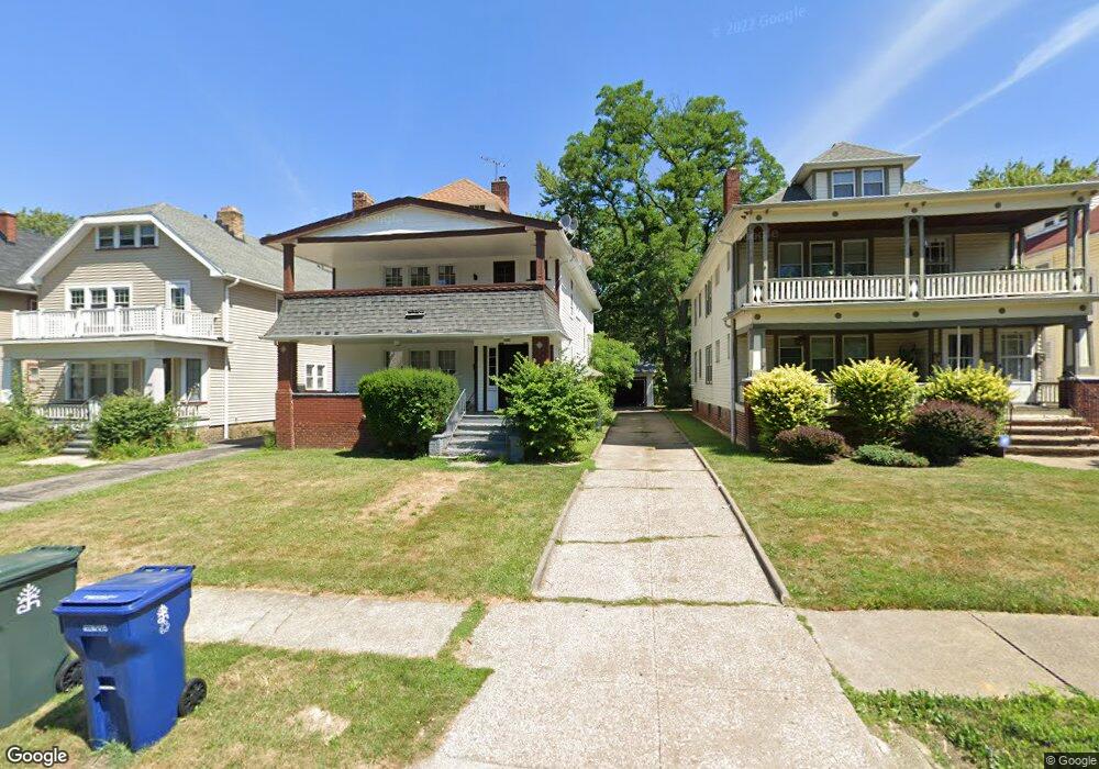 3427 Altamont Ave, Cleveland, OH 44118 - photo 1