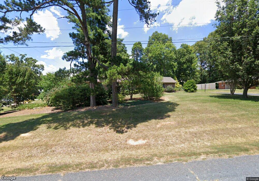 391 Kimberly Dr, Asheboro, NC 27205 - photo 1