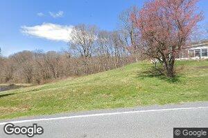 77 S Mountain Rd, Robesonia, PA 19551