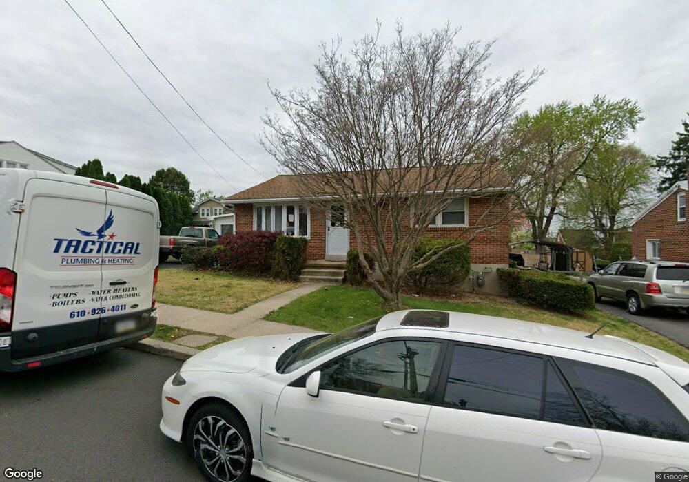 3540 Ridgeway St, Reading, PA 19605 - photo 1